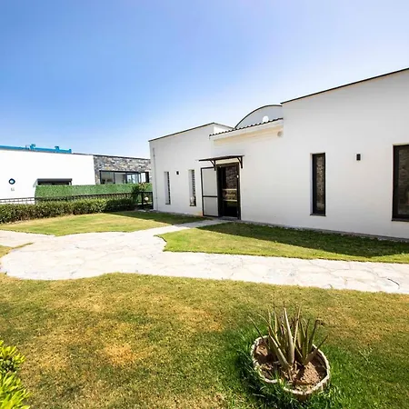 Apartment Gorgeous House With Shared Pool And Garden In Bodrum Yakakoy (Bodrum)
