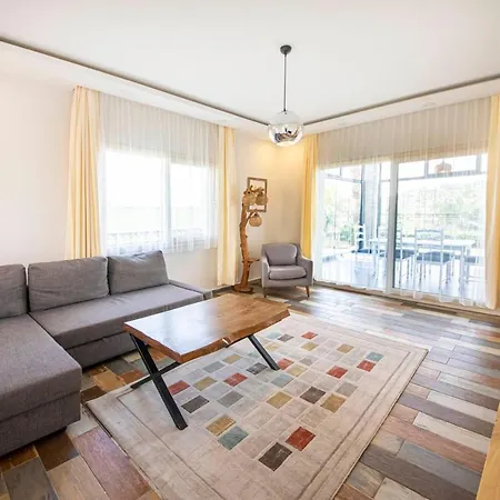 Gorgeous House With Shared Pool And Garden In Bodrum Apartamento